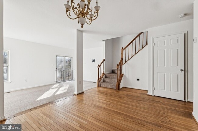 Building Photo - 1925 Inglebrook Dr