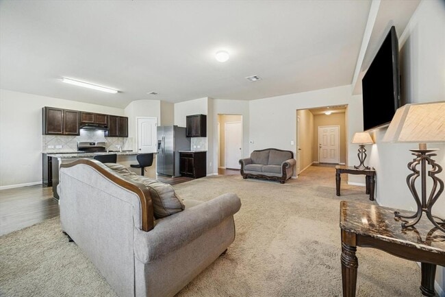 Building Photo - 15211 Wideleaf Cove