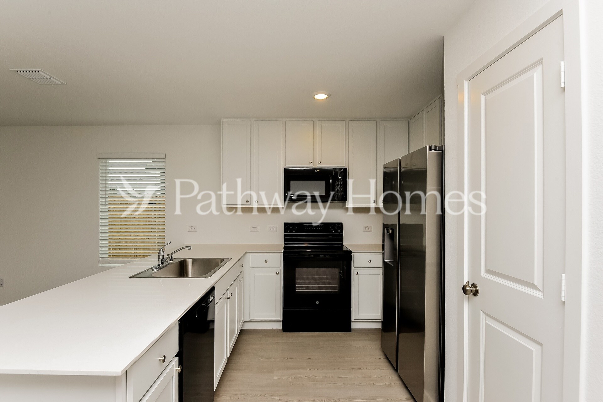 Building Photo - 10016 Isla Ln