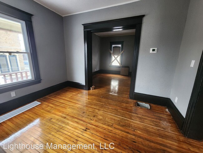 Building Photo - 4 br, 1.5 bath House - 67 Leo St.