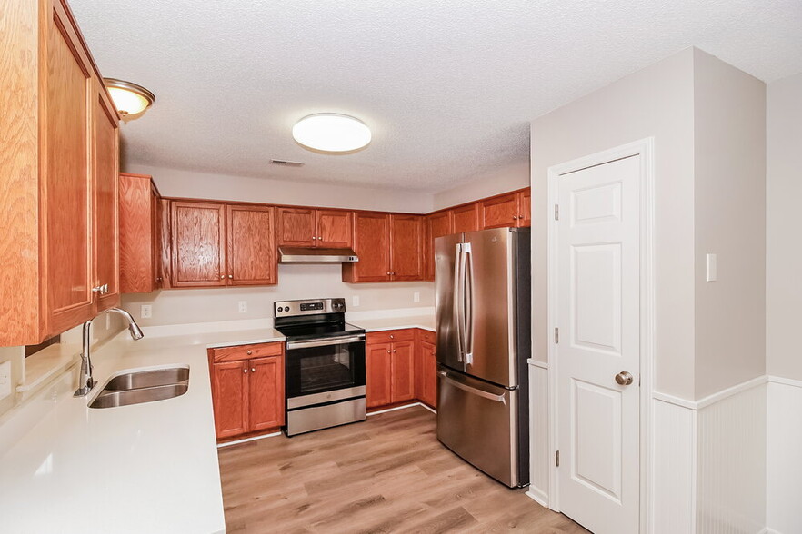 Building Photo - 3321 Hard Rock Ct