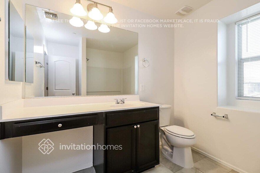 Building Photo - 6918 E Peralta Cir