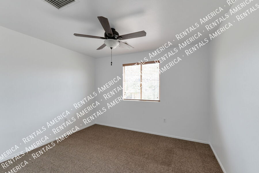 Building Photo - 14374 S Camino El Galan