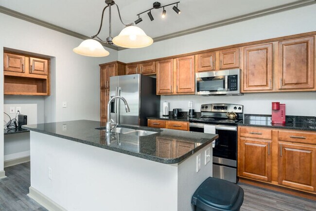 Building Photo - 4714 Cameron Ridge Dr