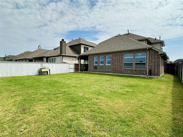 Building Photo - 16601 Hidden Cove Dr