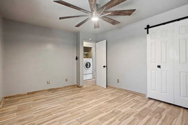 Building Photo - 602 Dylan Ct