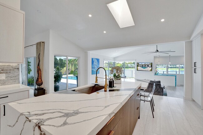 Building Photo - 4130 Georges Way