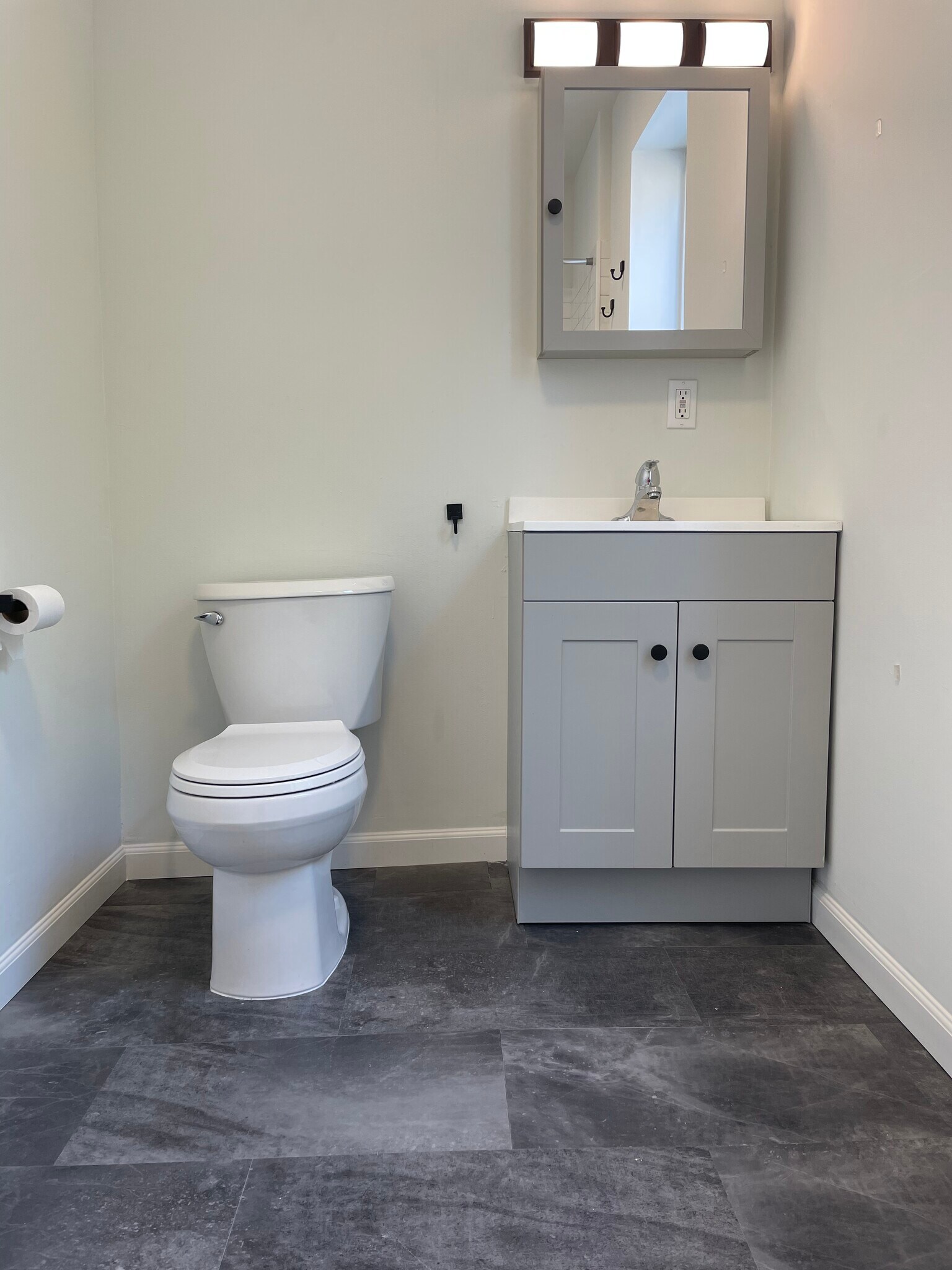 Bathroom 1 - 904 N Carlisle St