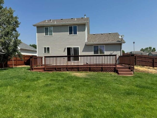 Building Photo - 2402 Lagoon Ct