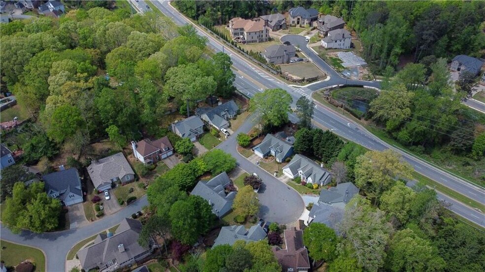 Building Photo - 2756 Bridgegate Trce NE