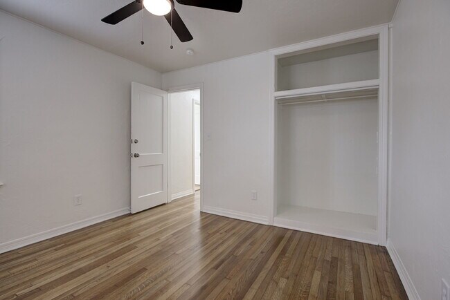 Building Photo - 821 NW 48th St