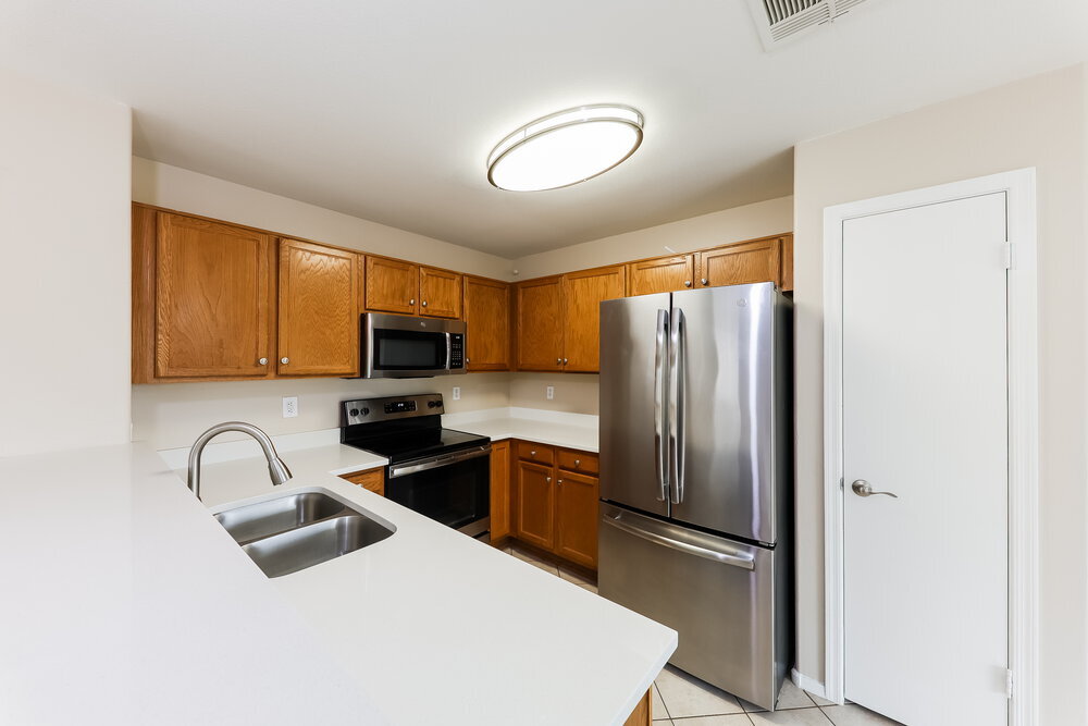 Building Photo - 16255 N 158th Dr