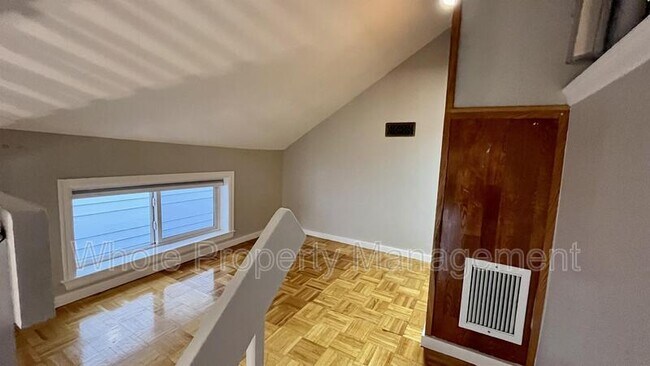 Building Photo - 1850 W 33rd Ave