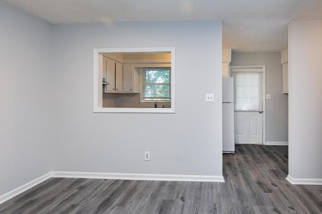 Building Photo - 121 Noel Ann Ct