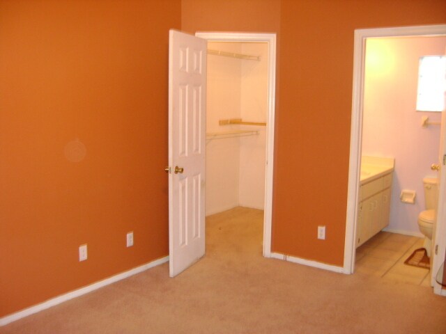 Building Photo - 7833 Chediston Cir