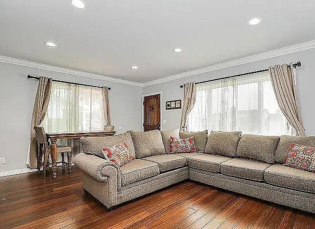 Building Photo - 13927 Leibacher Ave