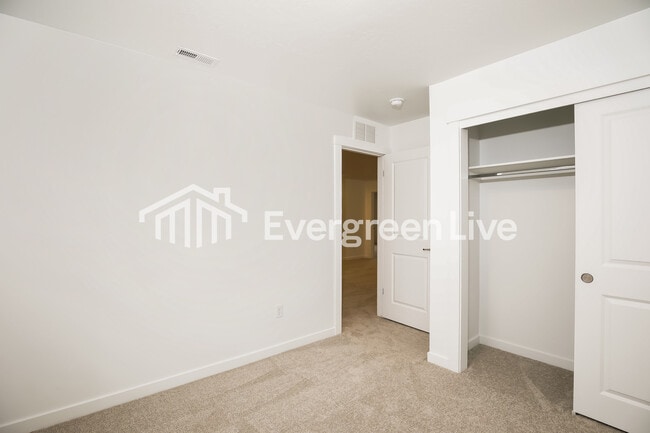 Building Photo - 9132 W Inspirado St