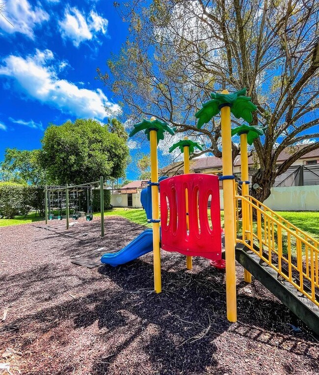 Building Photo - 13360 SW 89th Terrace