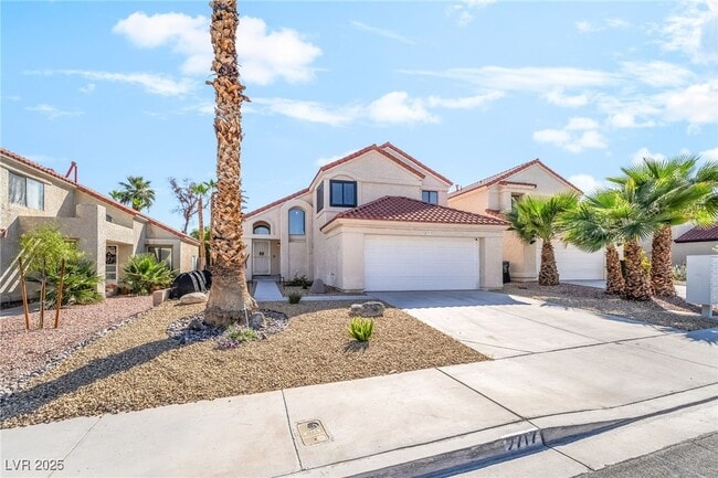 Building Photo - 2717 Lovington Dr