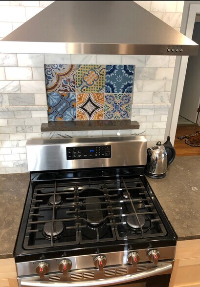 kitchen - 5550 Traffic Way