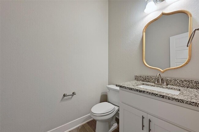 Building Photo - 428 Texon Dr