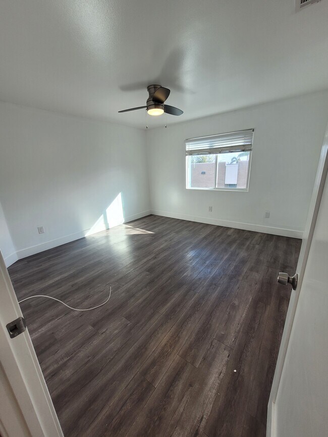 Building Photo - 25207 Frampton Ave