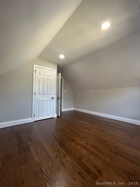 Building Photo - 755 Old Town Rd