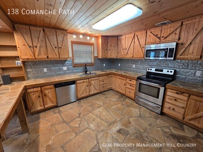 Building Photo - 138 Comanche Path