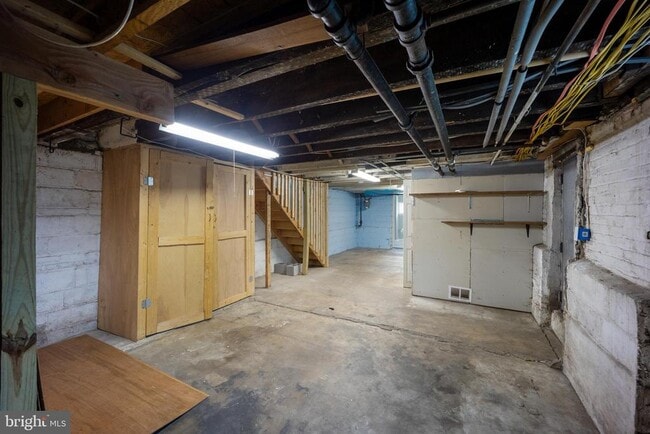 Building Photo - 4600 Highland Ave