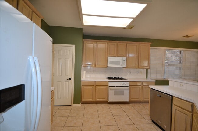 Building Photo - 15307 Amesbury Ln