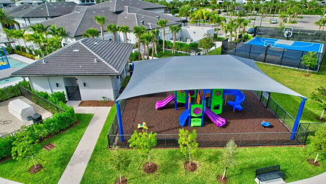 Building Photo - 17358 Santaluce Mnr