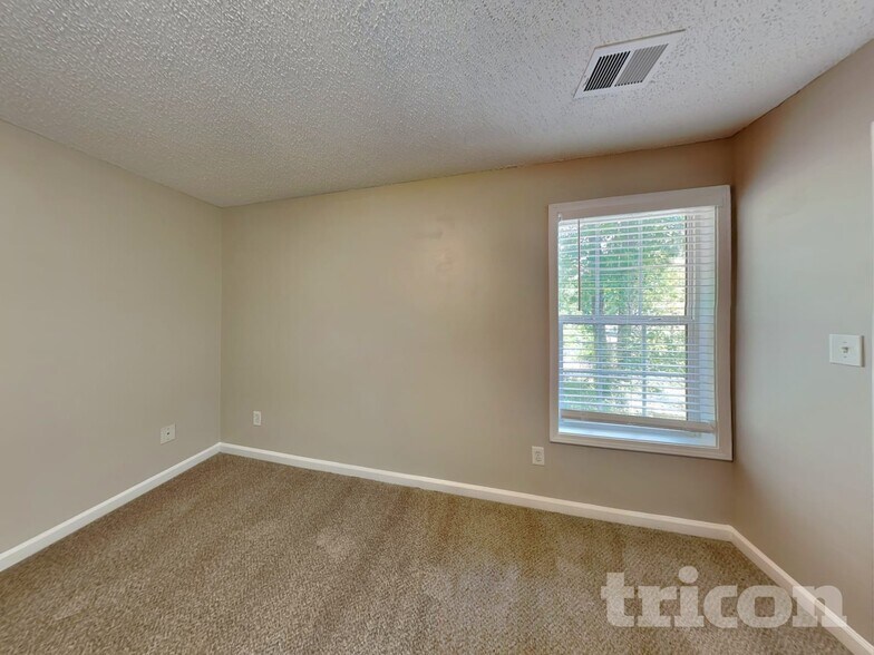 Building Photo - 109 Riley Way
