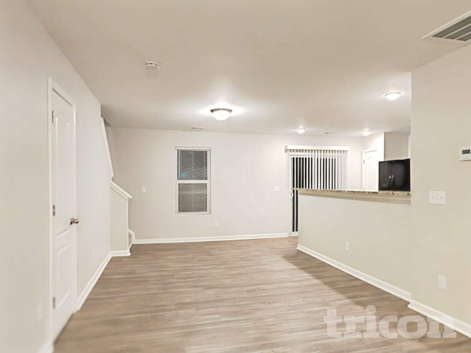 Building Photo - 1008 River Crest Ct