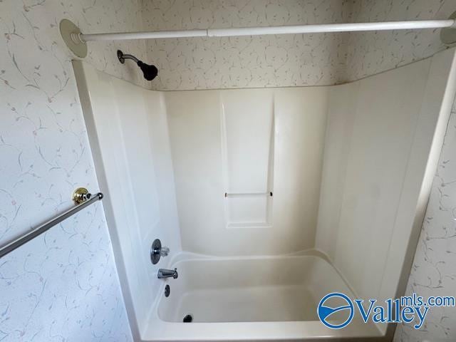Building Photo - 2604 Autumn Ridge Dr SW