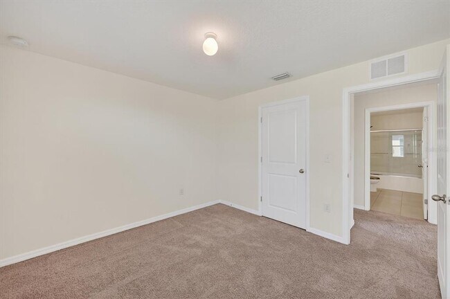 Building Photo - 4842 San Palermo Dr