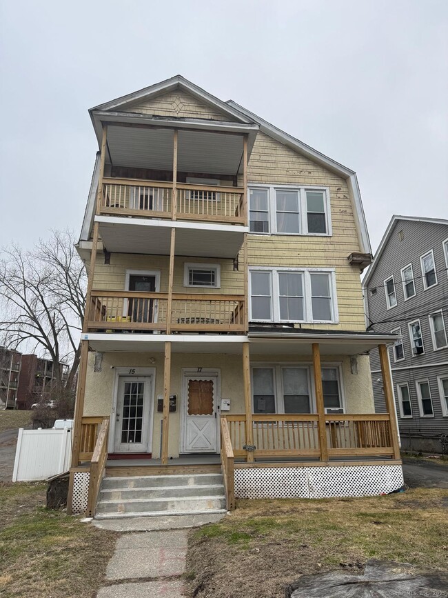 Primary Photo - 15-17-17 Westland St