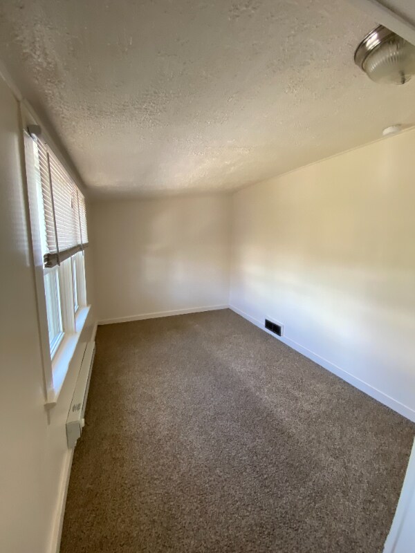 Building Photo - 655 Faulkner Ave