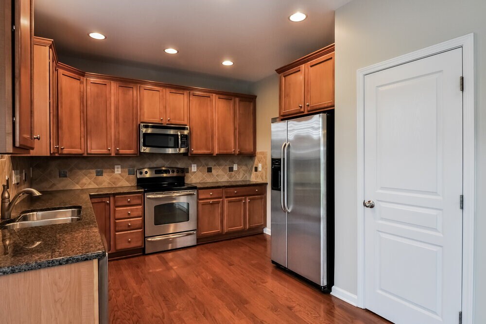 Building Photo - 3215 Whispernut Ln