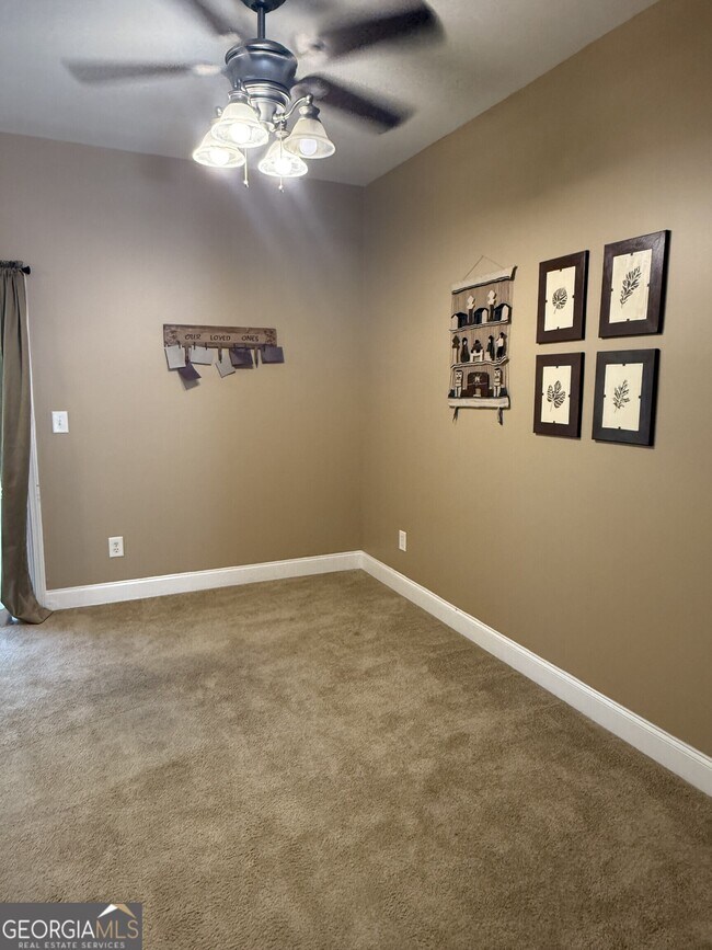 Building Photo - 235 Tower Commons Rd