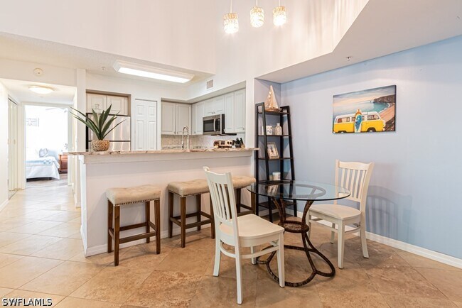 Building Photo - 1230 Wildwood Lakes Blvd