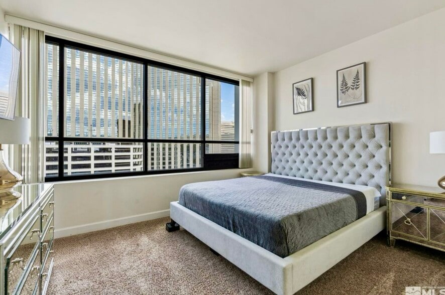 Building Photo - 450 N Arlington Ave