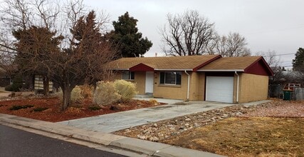 Building Photo - 358 Emporia St