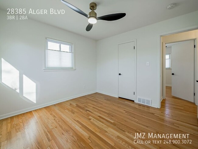 Building Photo - 28385 Alger St