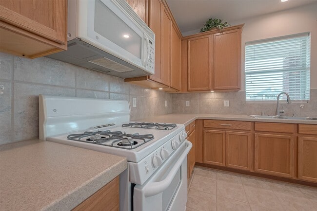 Building Photo - 18118 Billabong Crescent Ct