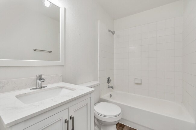 Building Photo - 7019 Parkford Meadow Dr