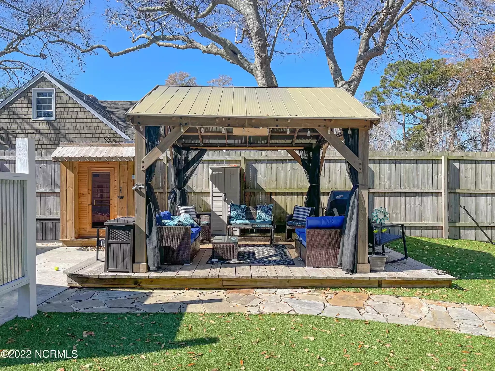 Building Photo - 4125 Peachtree Ave