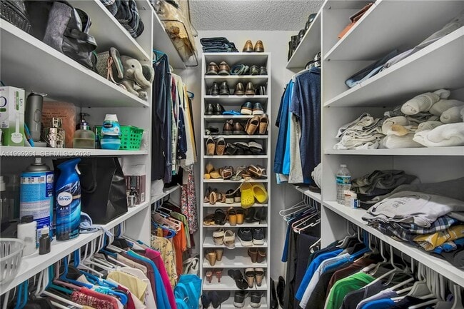 Building Photo - 3996 Estepona Ave