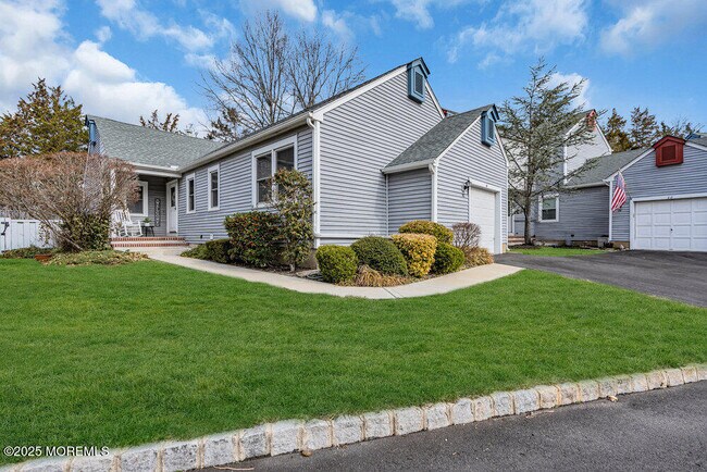 Building Photo - 30 Turnberry Cir