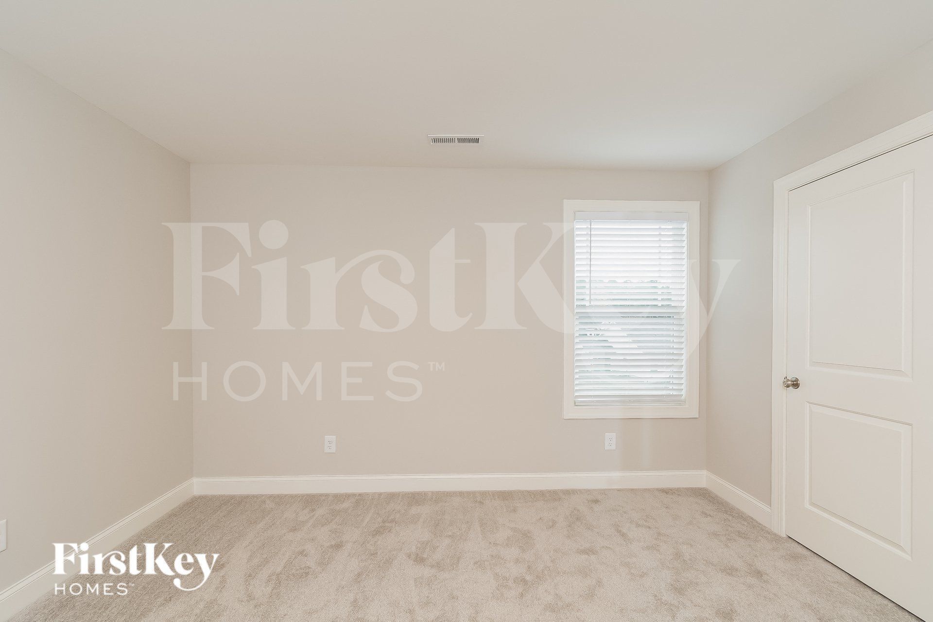 Building Photo - 116 Unique Pl