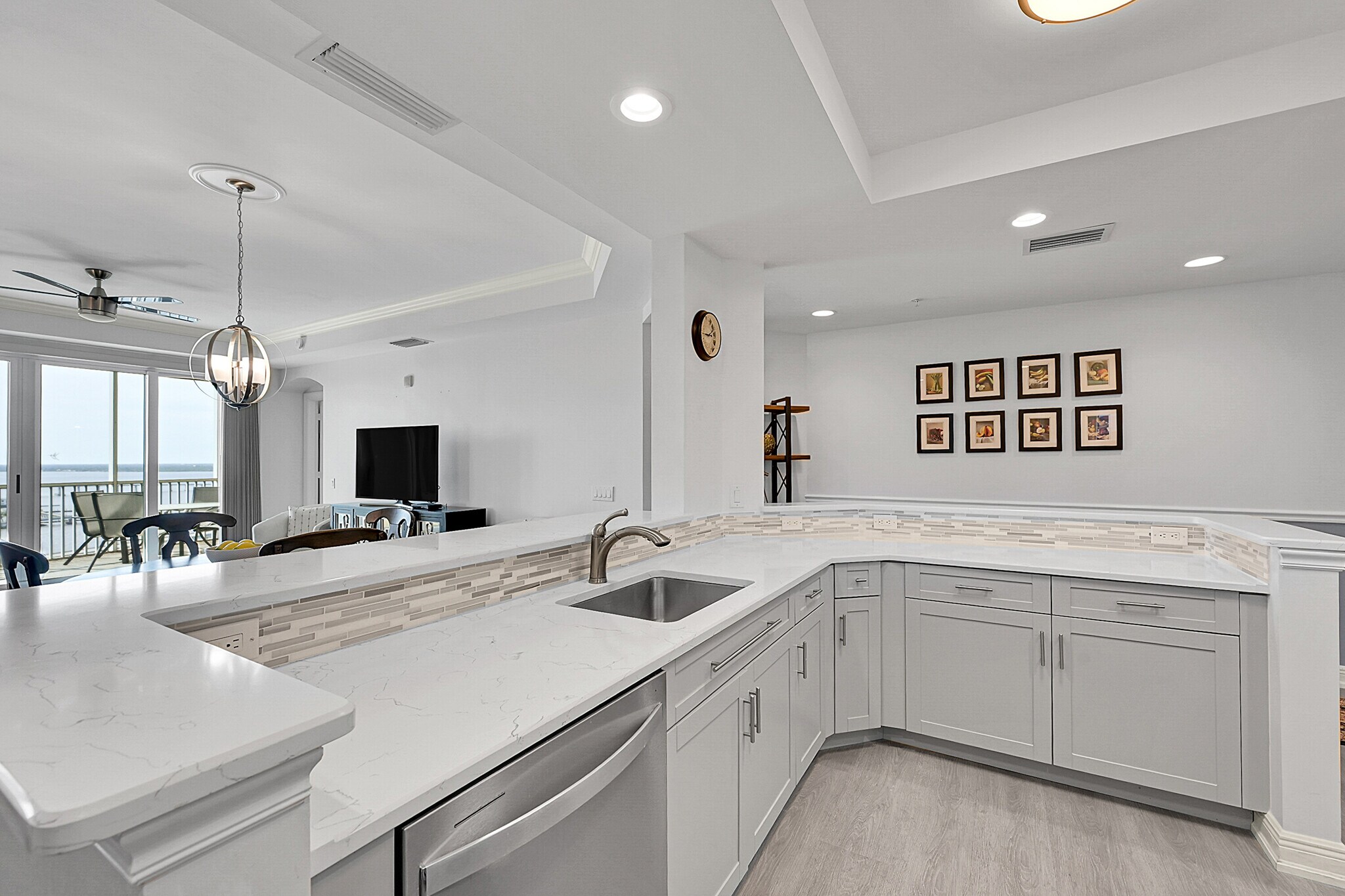 Building Photo - 2743 1st St